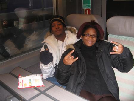 miki et jess dan notre tgv