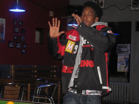 en mode dancing
