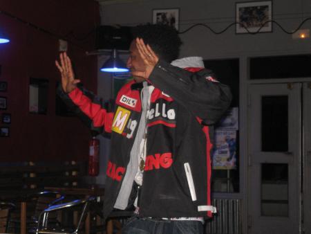 en mode dancing
