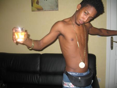 l homme pretend kil a grossis lol